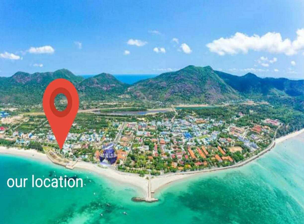 Con Son Island Home Chi Khu Co Ong Buitenkant foto
