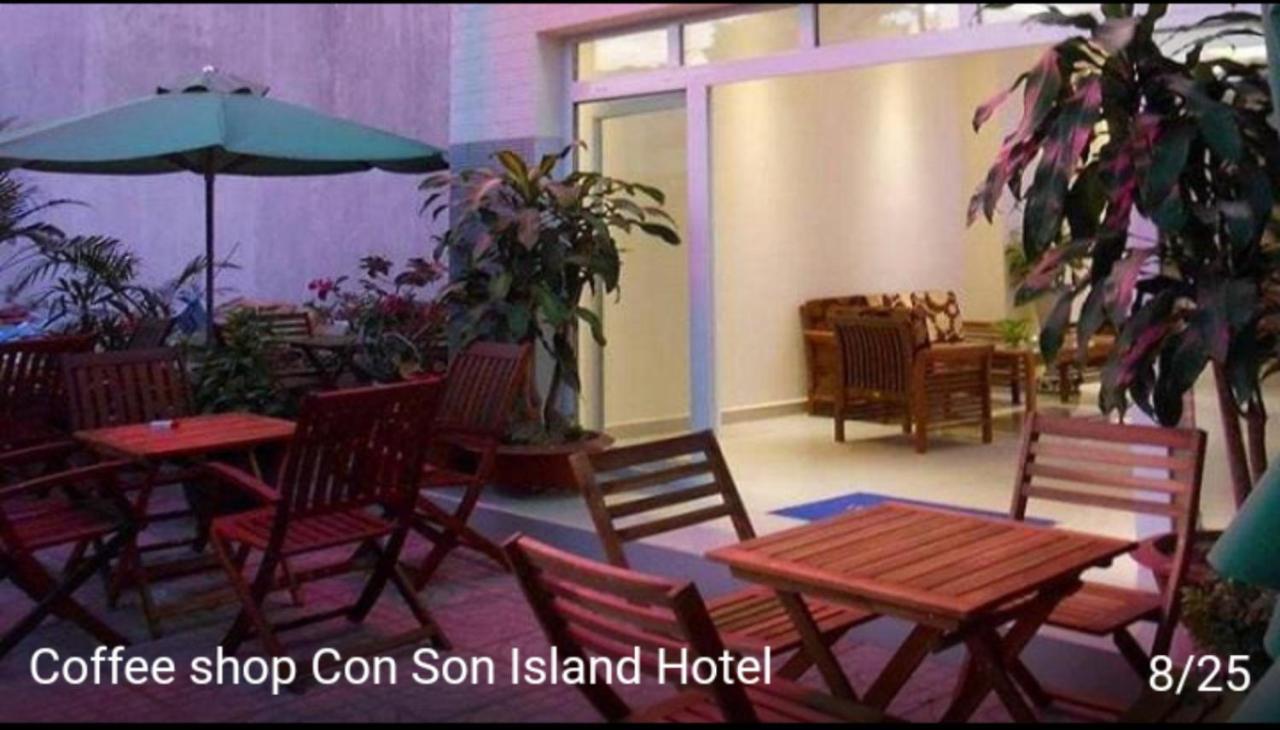Con Son Island Home Chi Khu Co Ong Buitenkant foto